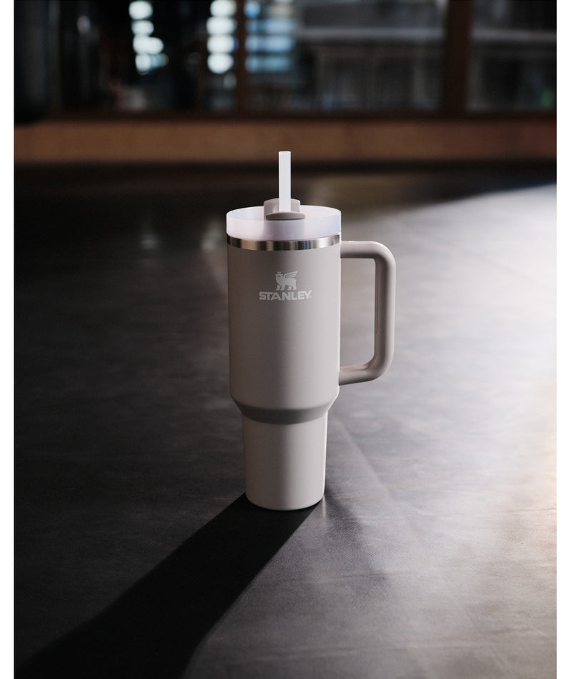Thermosbecher Quencher H2.O FlowState Tumbler