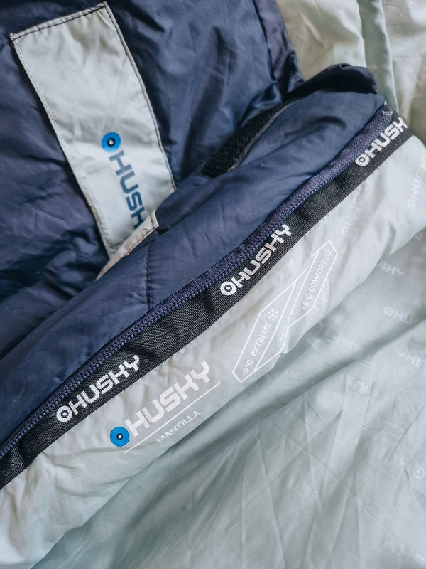 Ultraleichter 3-Jahreszeiten-Schlafsack Mantilla