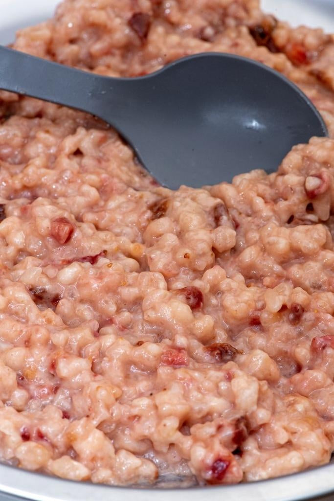 Gefriergetrocknete Nahrung Reisauflauf mit Erdbeeren