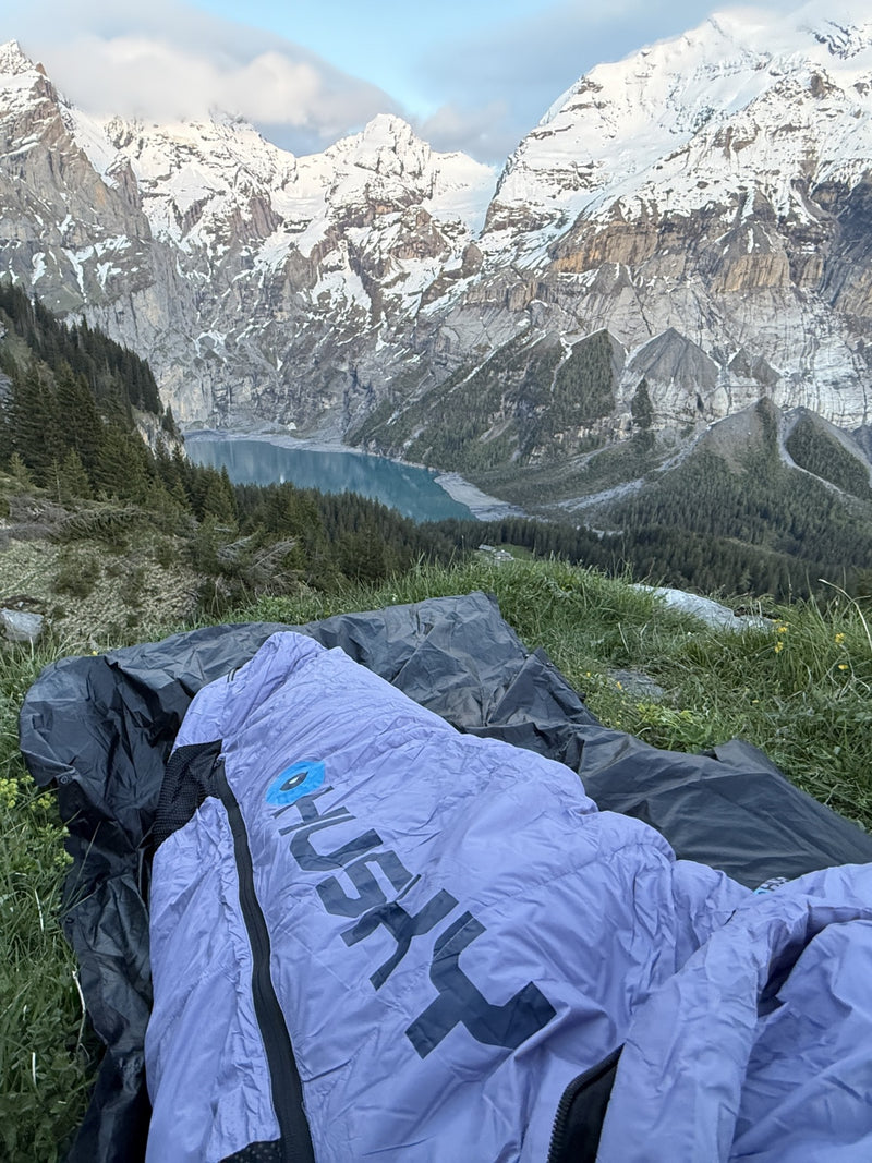 Drei Jahreszeiten-Damen-Daunenschlafsack. Dinis Ladies